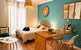Studio Boho-Chic en hyper-centre de Moulins au calme, confort, Wifi rapide, Parking en face, Arrivée autonome